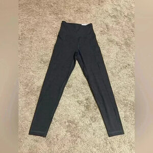 American Eagle The Everything Pocket Leggings Grey Size XS Short